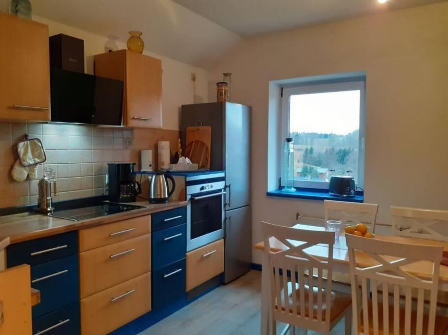 Schoene Und Ruhige Ferienwohnung In Ottendorf Зебниц Экстерьер фото